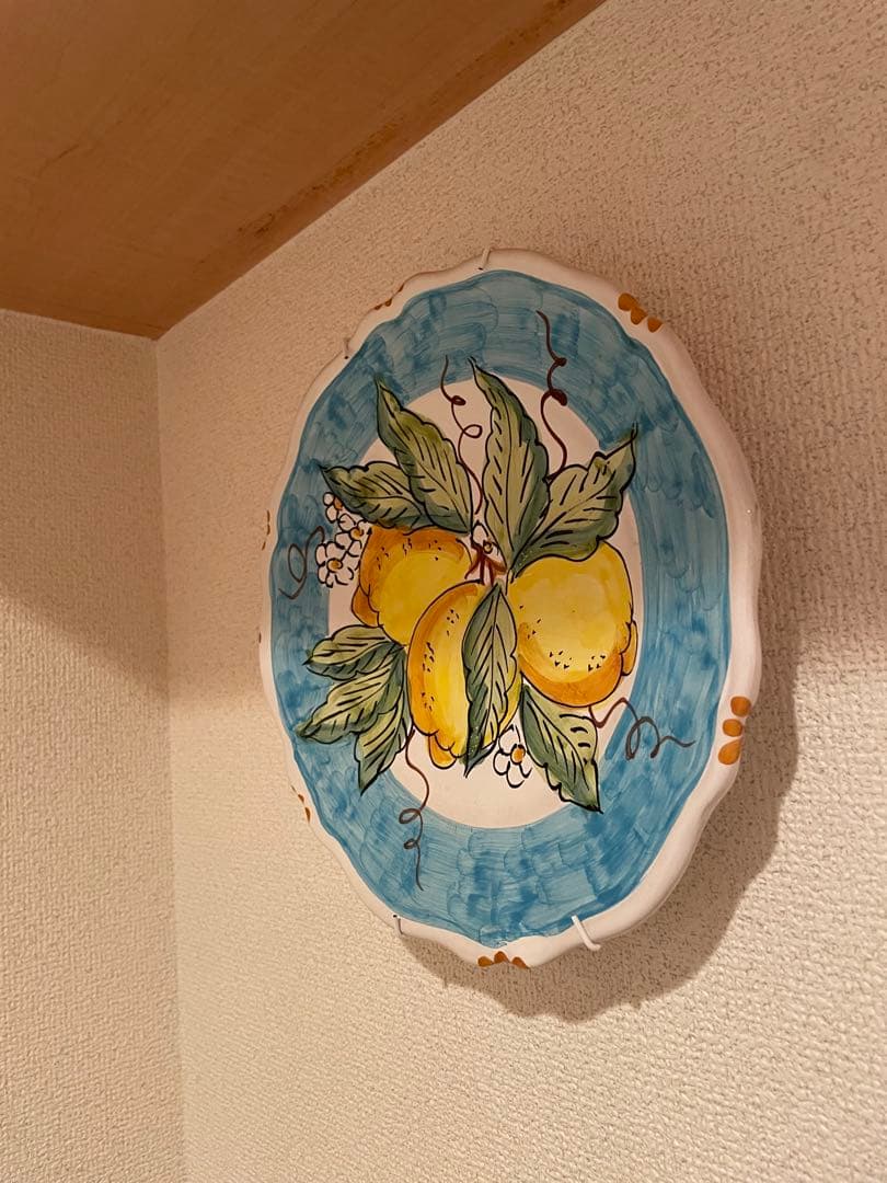 アマルフィ　レモン柄　絵皿（壁掛器具付き）イタリア陶器