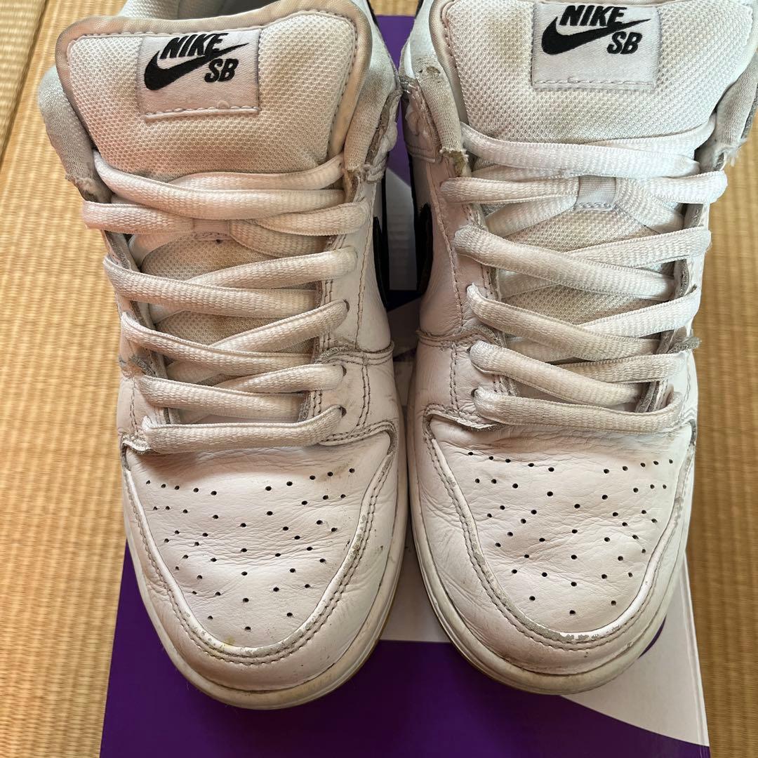 スケートボード Nike sb dunk low pro white