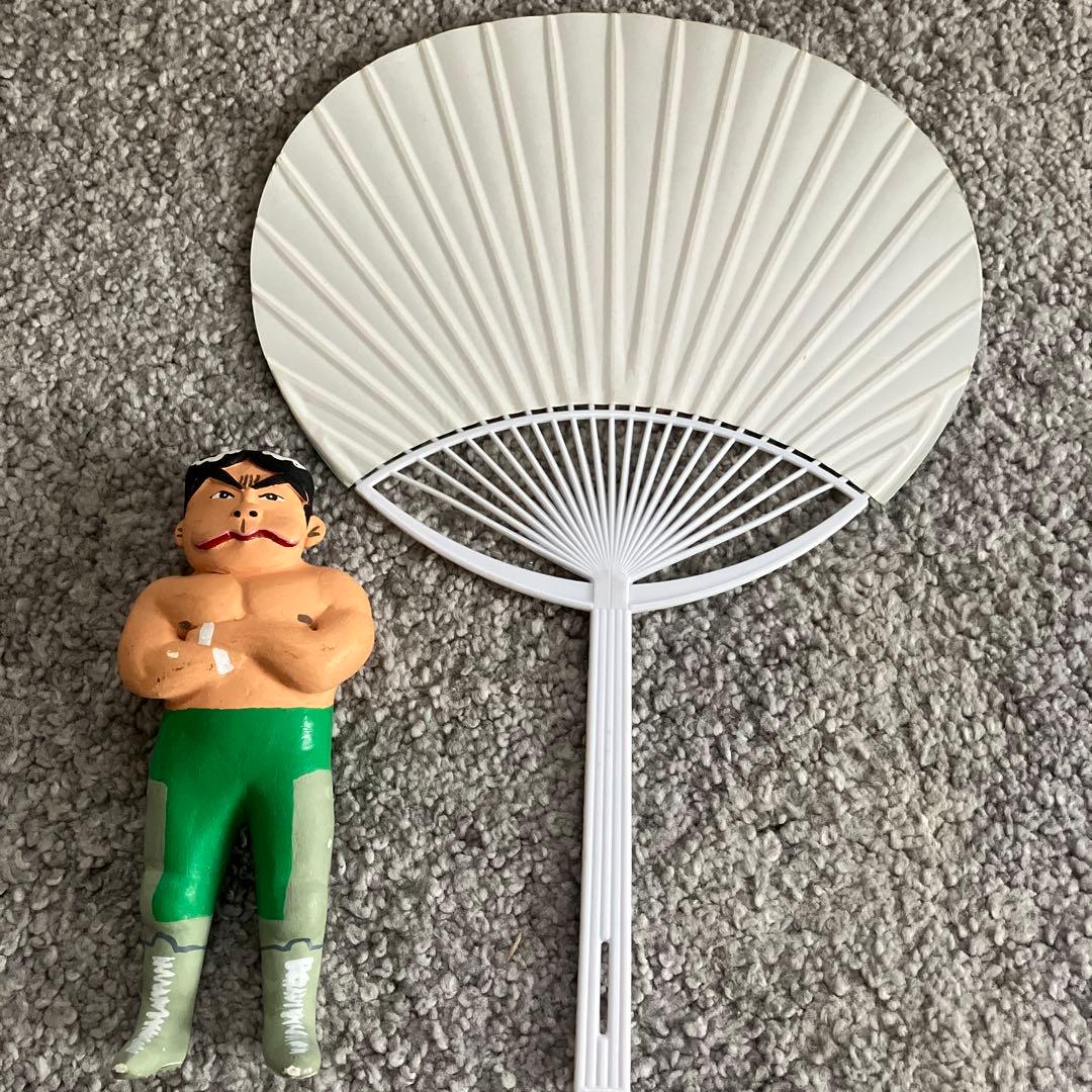 三沢光晴　像とうちわ　プロレス