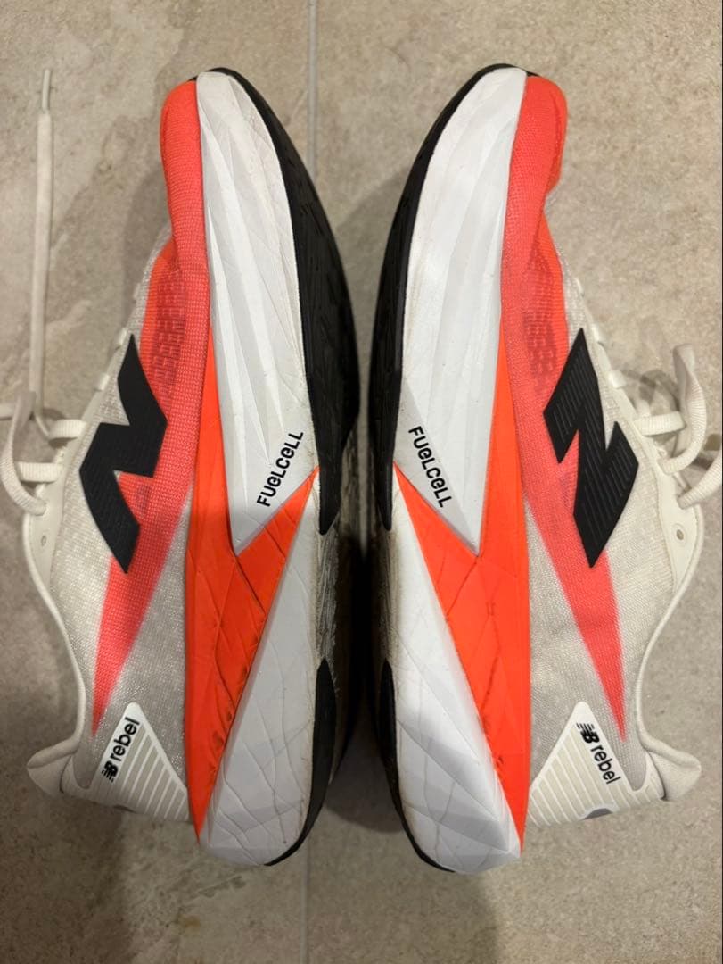 スパイク・シューズ New Balance FuelCell Rebel v5 25.5cm