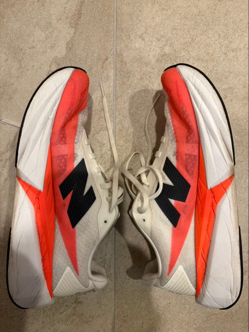 スパイク・シューズ New Balance FuelCell Rebel v5 25.5cm