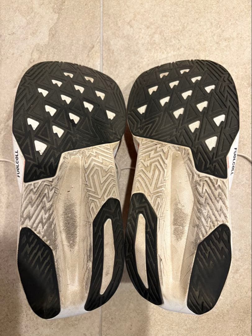 スパイク・シューズ New Balance FuelCell Rebel v5 25.5cm
