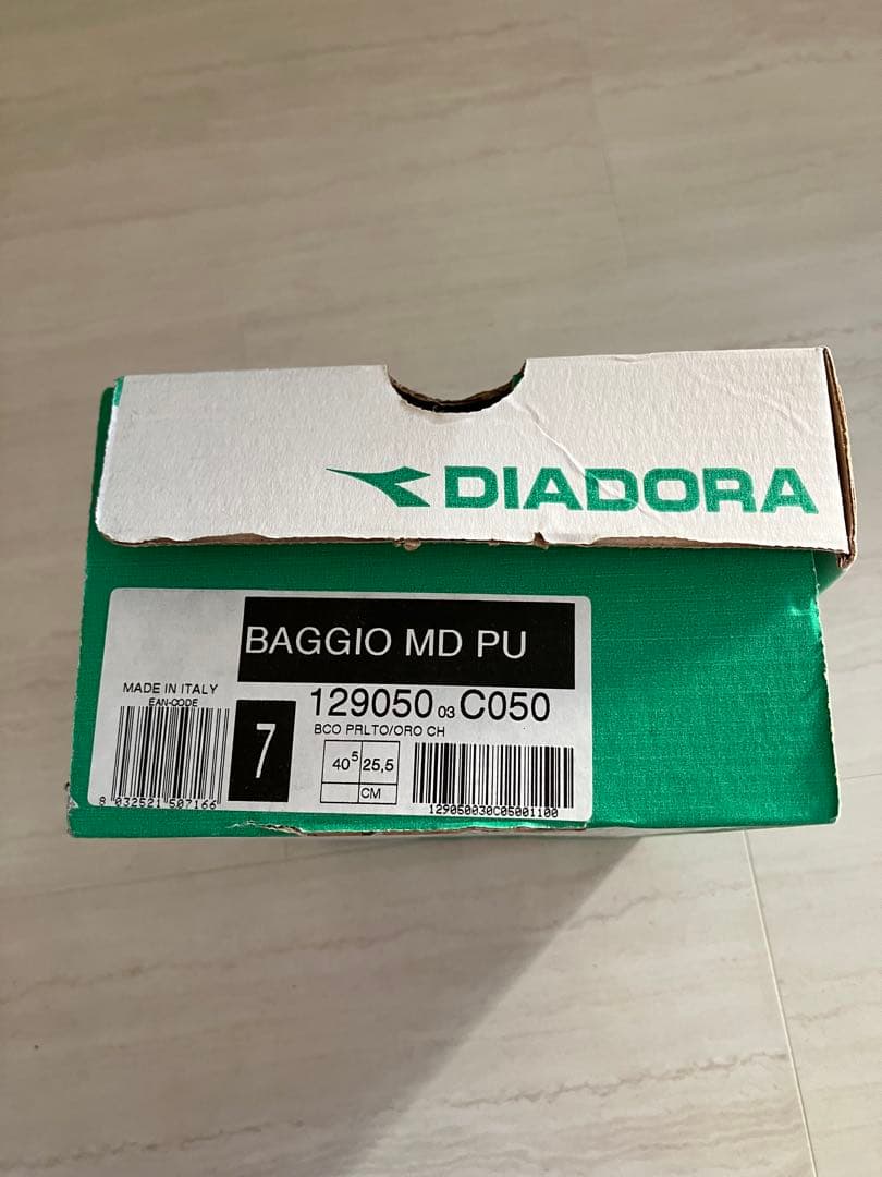 Diadora サッカーシューズ・スパイク ホワイト