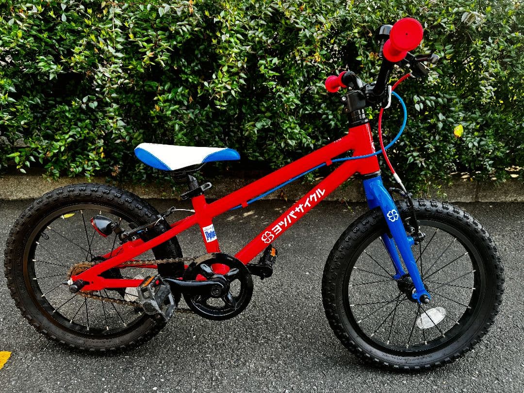 よつばサイクル 16インチ ヒーローレッド (補助輪パーツ付き)