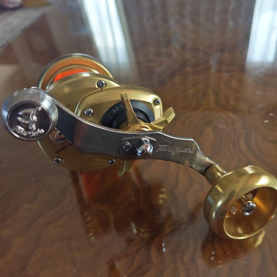 金属製オレンジスプールリール