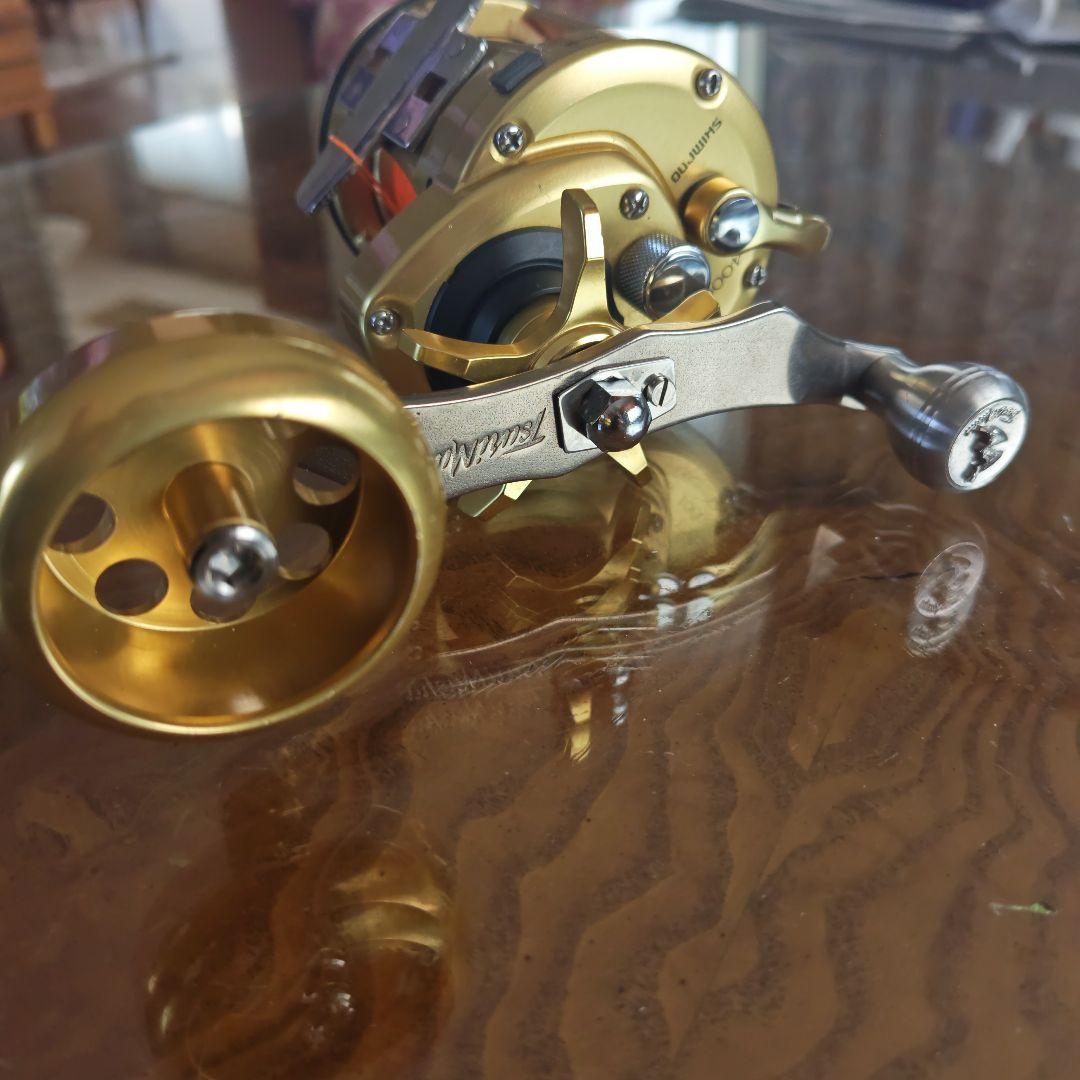 金属製オレンジスプールリール