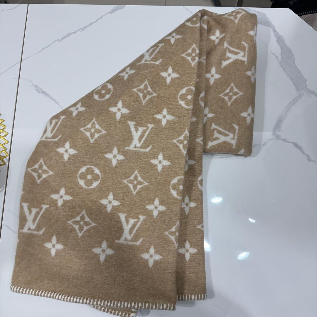 LOUIS VUITTON ブランケット プレッド ネオ モノグラム　2個セット