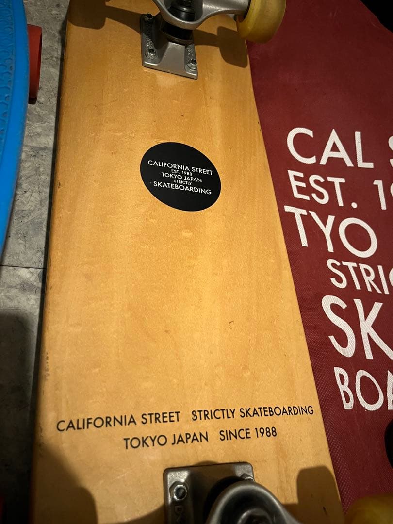 お得セット　CALIFORNIA STREET スケートボードとペニータイプ