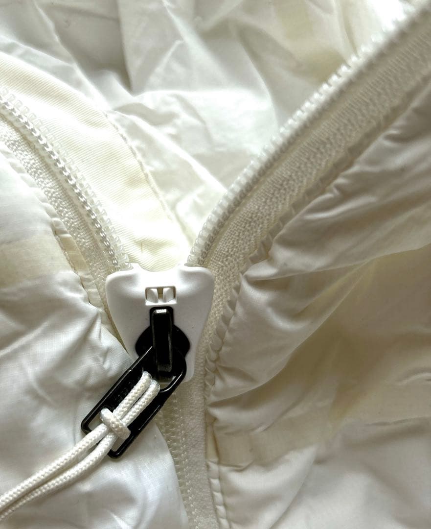 Mountain Hardwear Lamina 30F/-1C Reg 寝袋