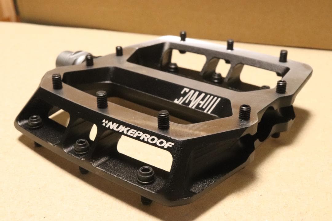 Nukeproof Horizon Pro Sam Hill ペダル