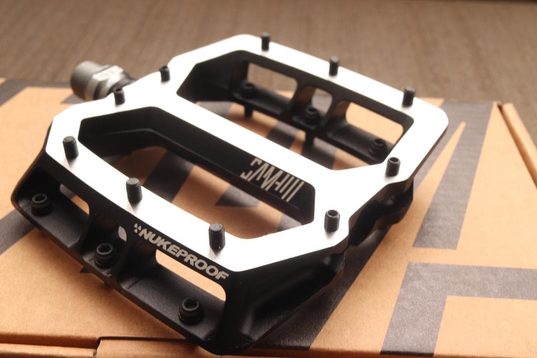 Nukeproof Horizon Pro Sam Hill ペダル