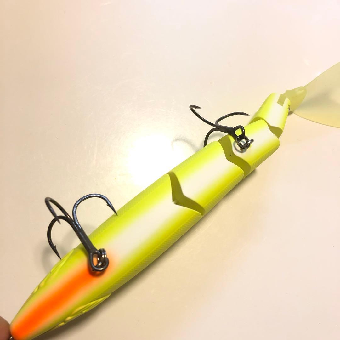 中古美品　マドネス　バラム245