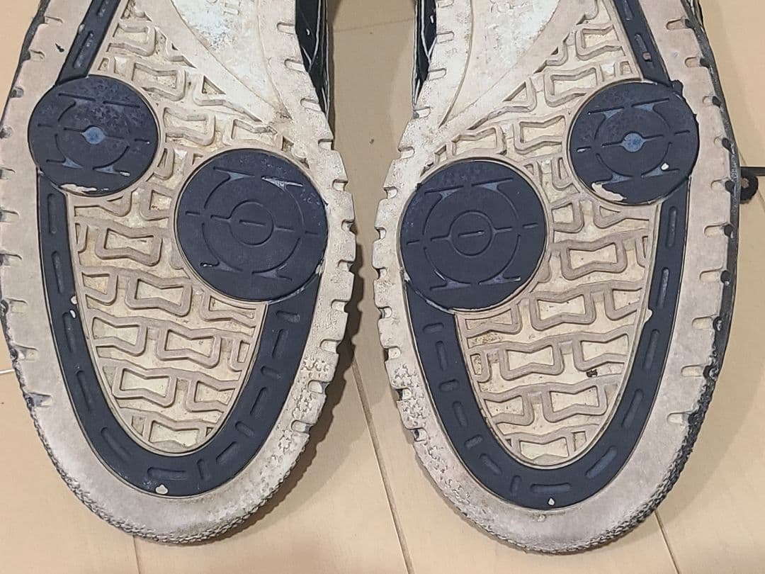 レア商品 サンプル? ASICS TIGER ポイントゲッター