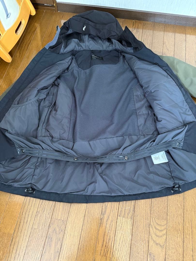 Peak Performance 　スキーウェア　GREY HAWK Mサイズ