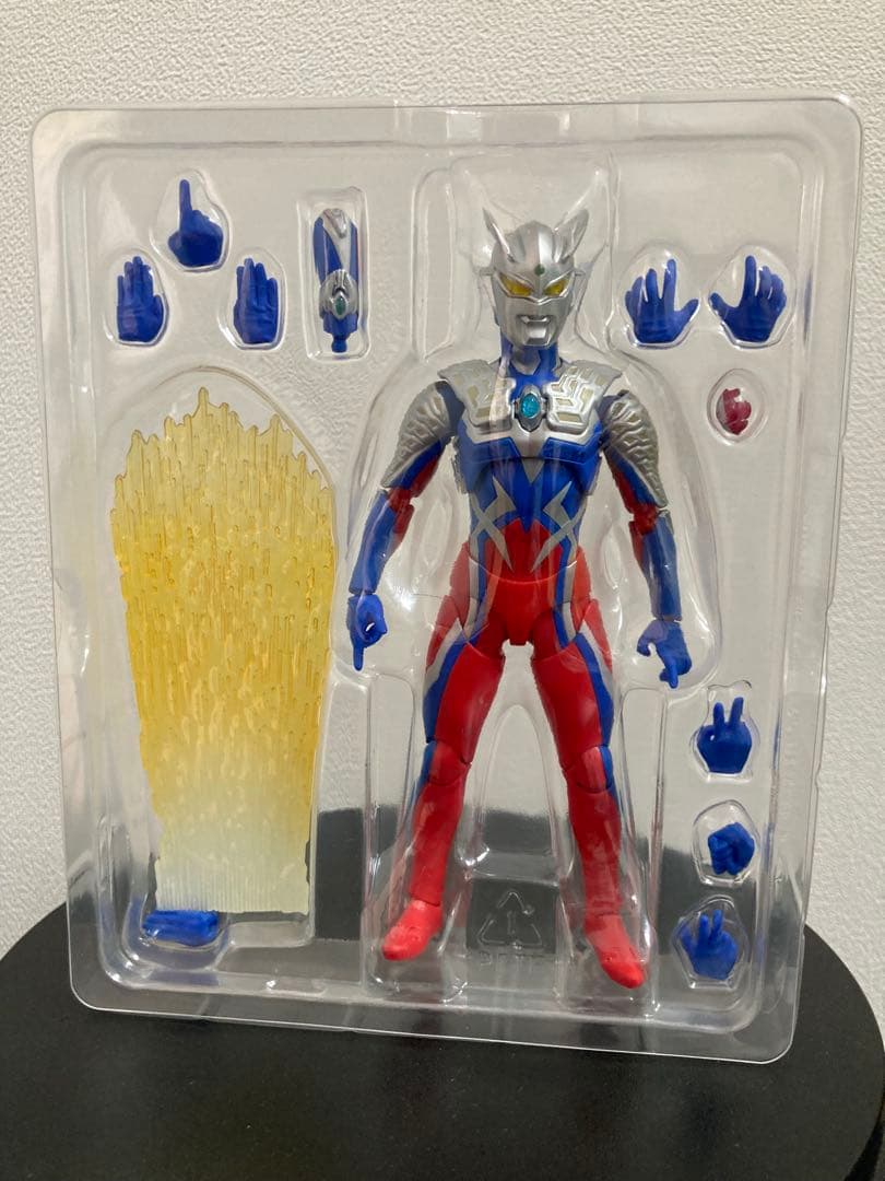 【本日最終日】ウルトラマンゼロSHFiguarts フィギュアセット