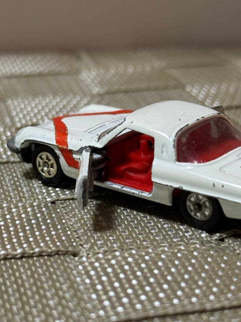 ミニカー tomica COSMO SPORT No.16 Made in Japan