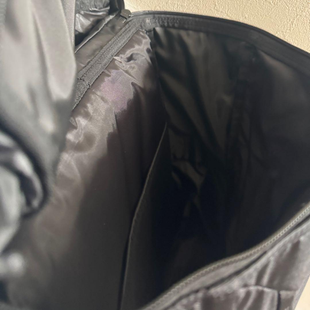 スラッシャー ランニングプッシュ リュック 30L 黒　ブラック　リュックサック