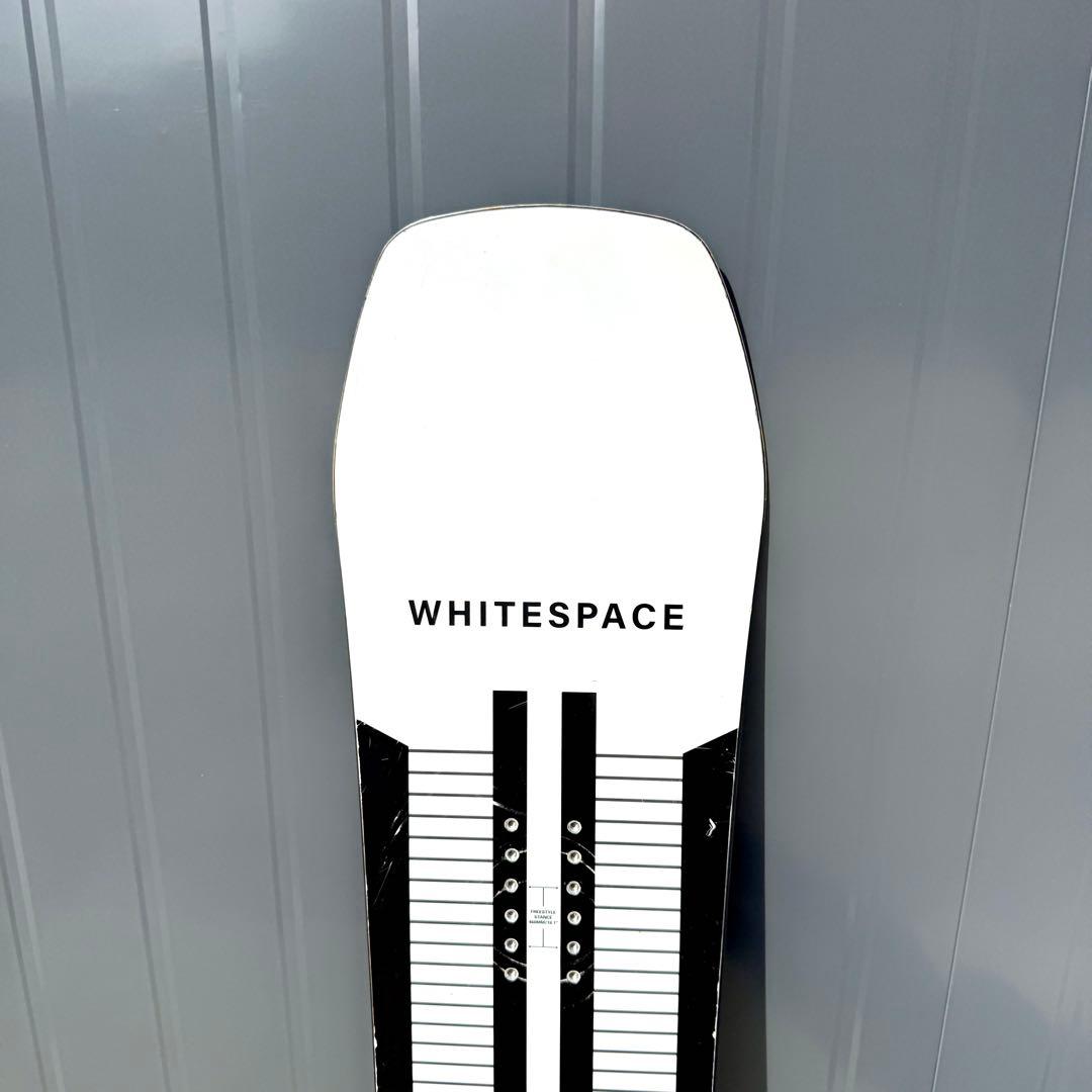 【超美品】ホワイトスペース プロ キッズ 板 スノーボード130cm