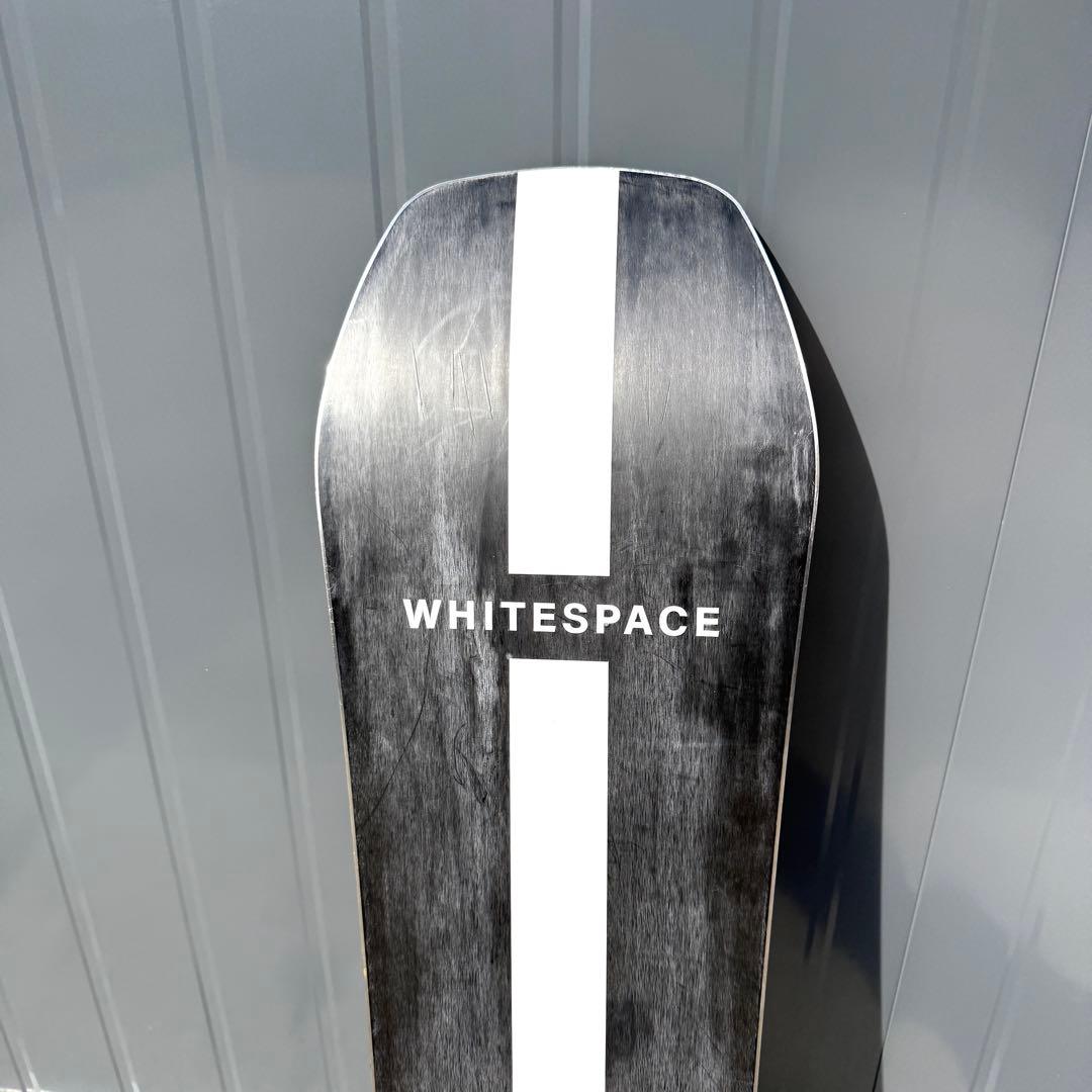 【超美品】ホワイトスペース プロ キッズ 板 スノーボード130cm