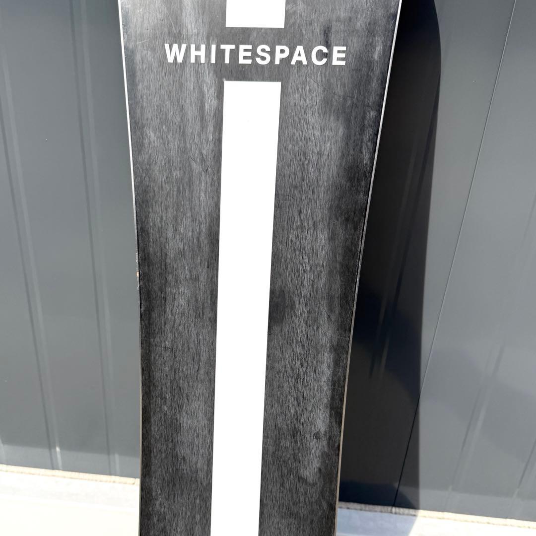 【超美品】ホワイトスペース プロ キッズ 板 スノーボード130cm