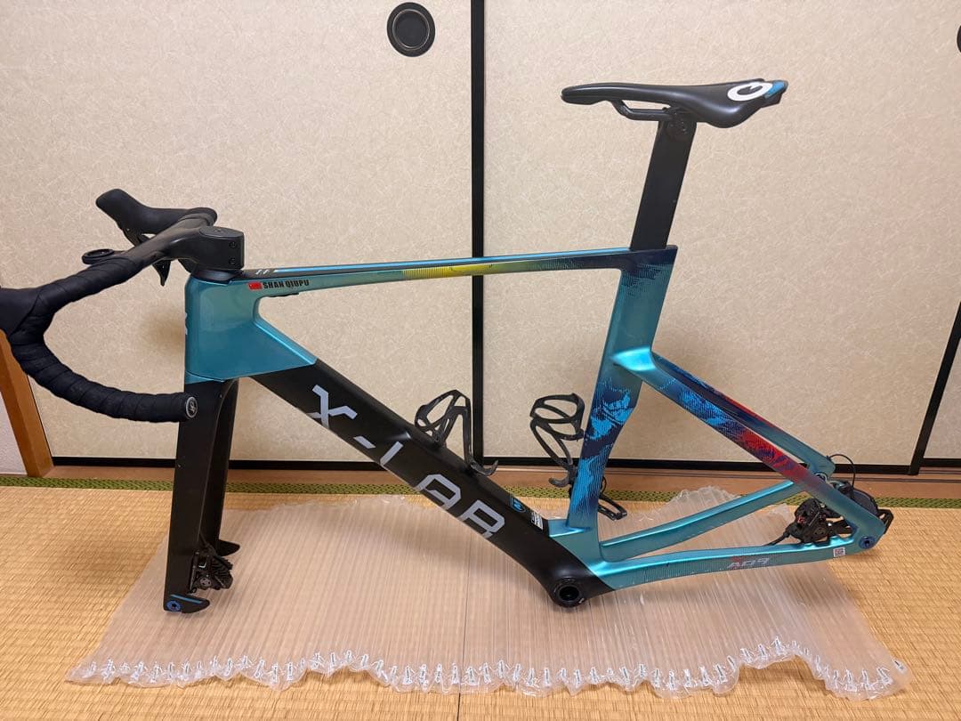 X-LAB AD9 フレーム（ASTANA TEAMカラー）※国内激リア