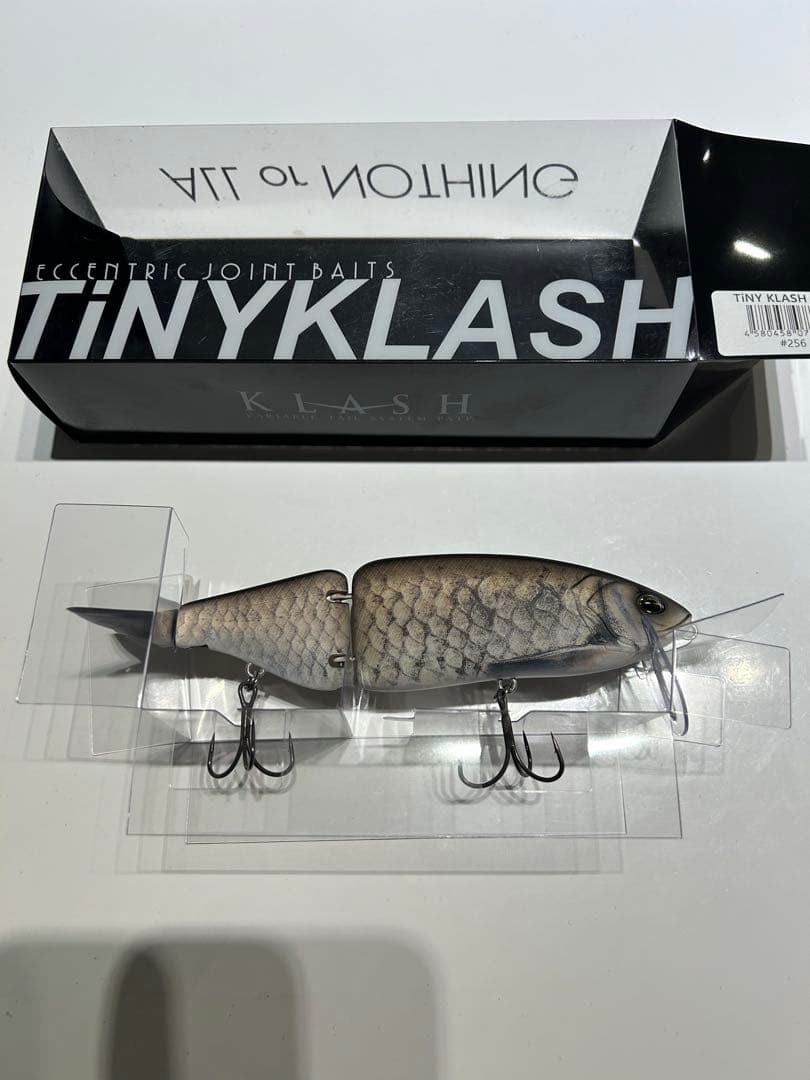 ルアー・フライ TiNY KLASH 256