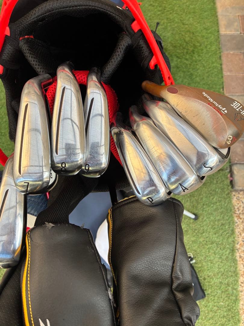 J*k様 【超おとく】TaylorMade クラブ、アクセサリーフルセット