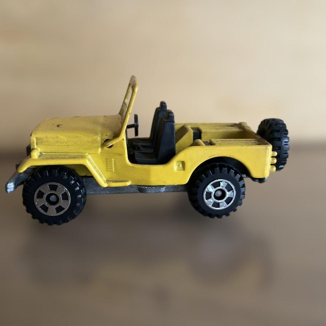 黄色のオープンカー ミニカー　三菱、日本製
