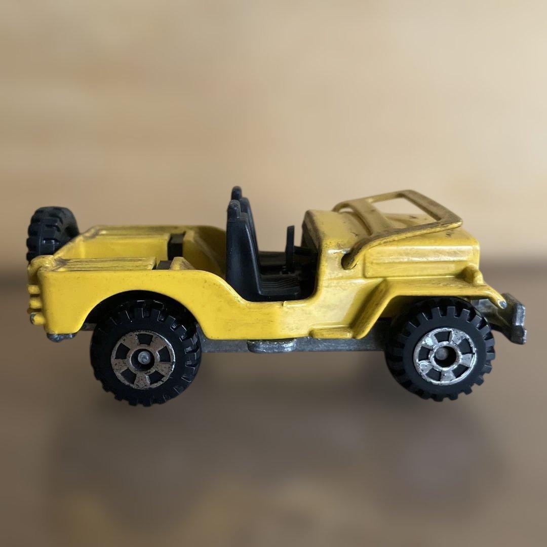 黄色のオープンカー ミニカー　三菱、日本製
