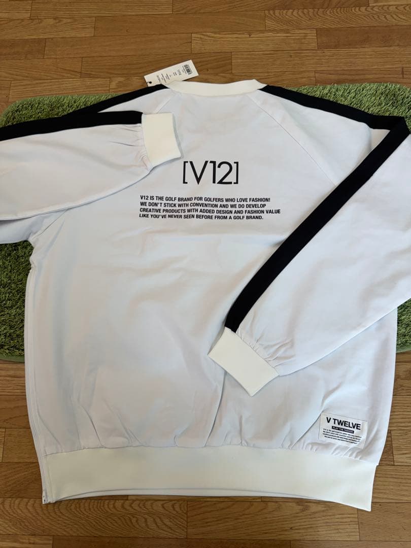 ¥33,000【V12/L】TYPO SNEAD 蓄熱保温素材メンズスニード