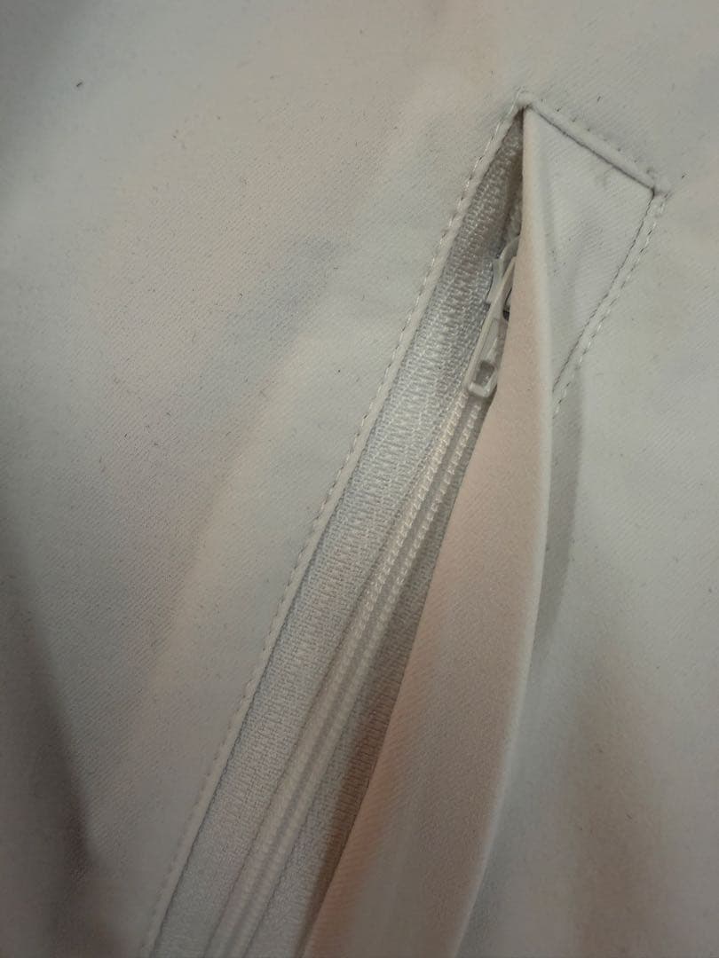 ¥33,000【V12/L】TYPO SNEAD 蓄熱保温素材メンズスニード