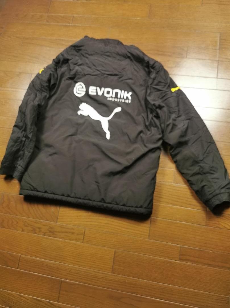ボルシア・ドルトムント　ジャッケト ファイナルプライス！