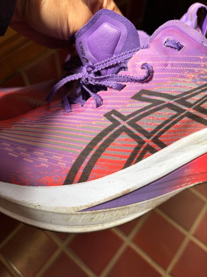 asics アシックス　メガブラスト25.5