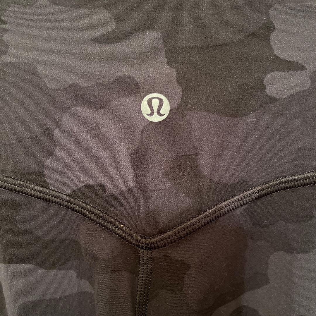 美品lululemonヨガパンツ