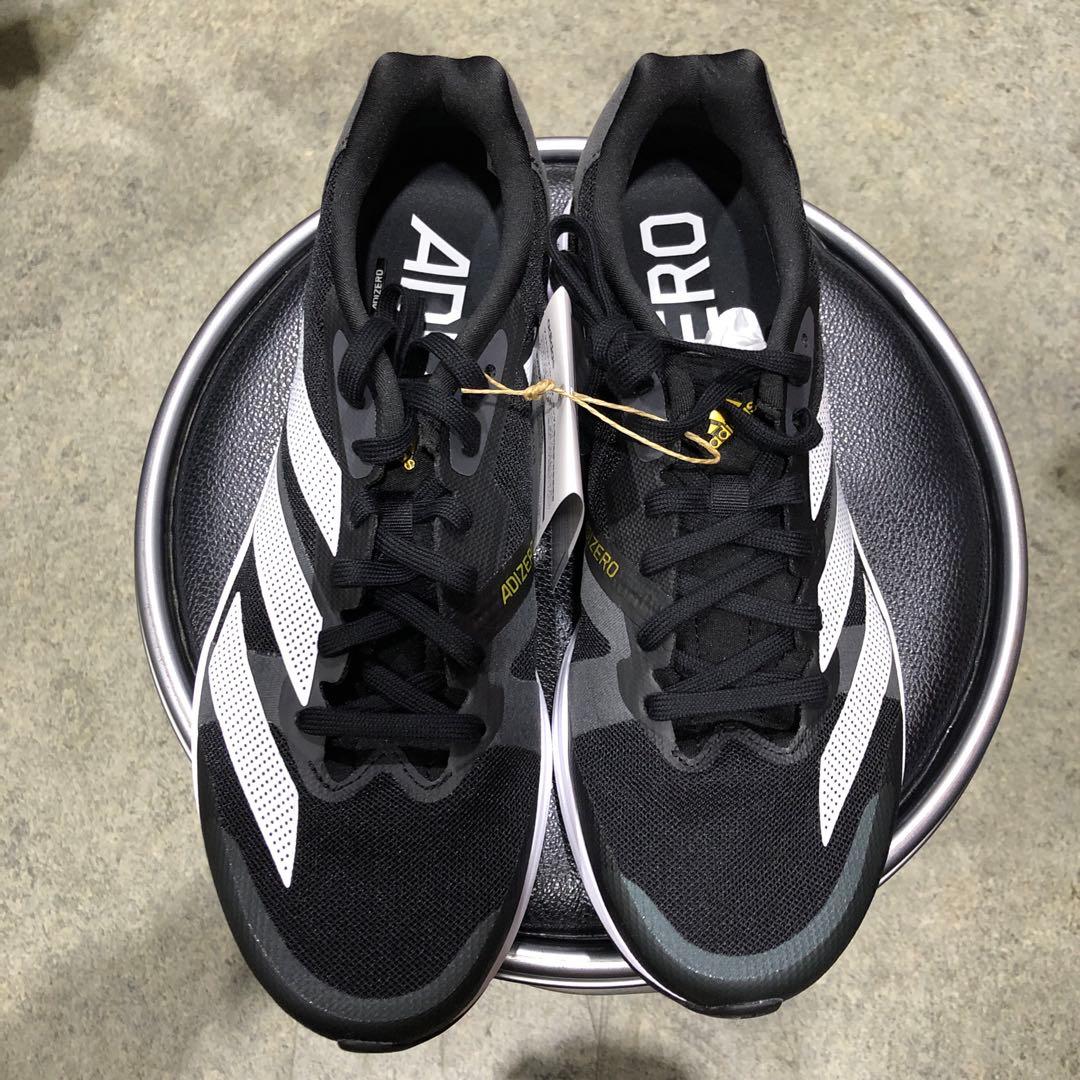 アディダスランニングシューズ新品27.5㎝