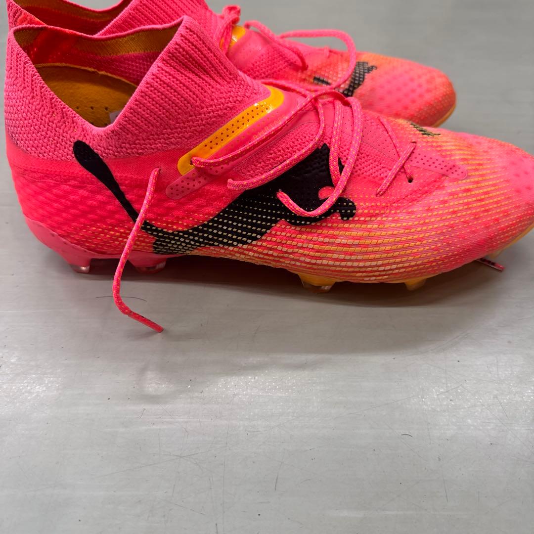 『美品』Puma futureスパイク26.5cm
