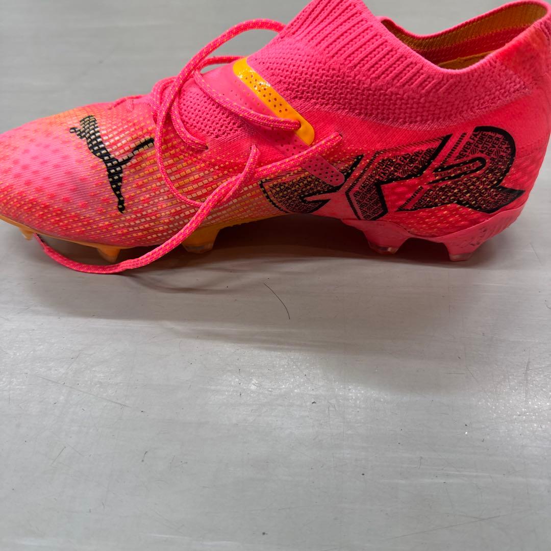 『美品』Puma futureスパイク26.5cm