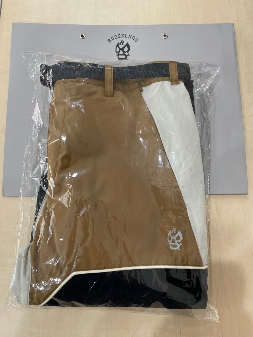 【新品未使用】Russeluno ラッセルノ　ゴルフパンツ