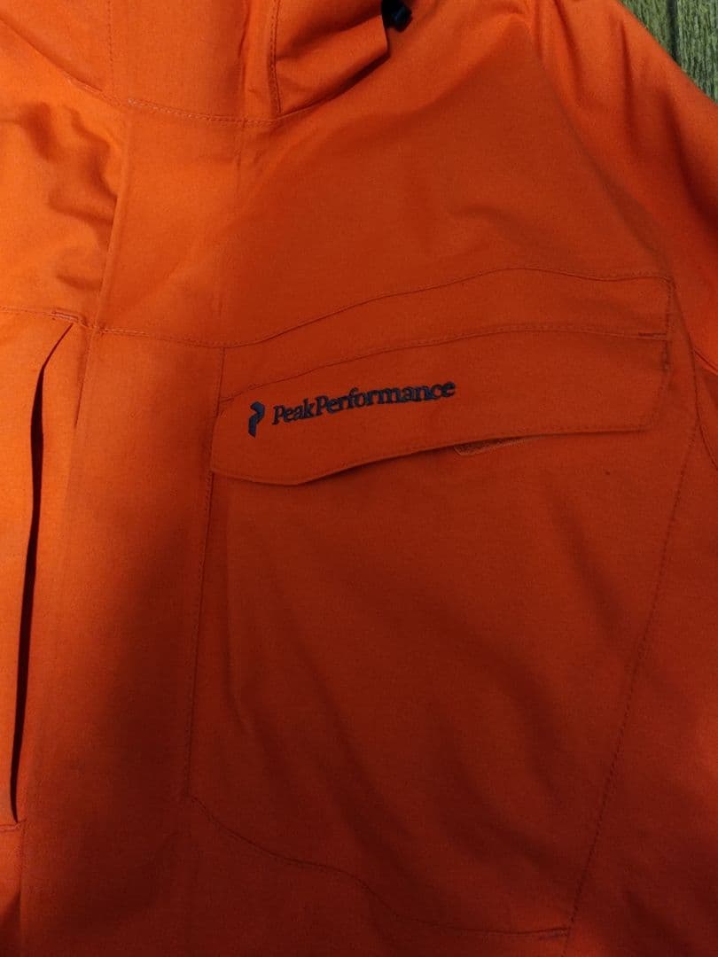 Peak Performance ピークパフォーマンス上下セット 値下げ交渉OK