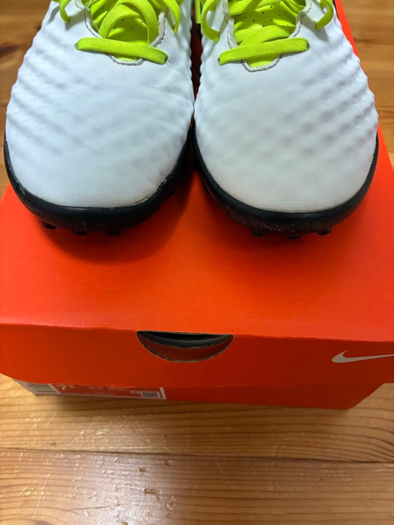 Nike マジスタオンダX TF 25.5