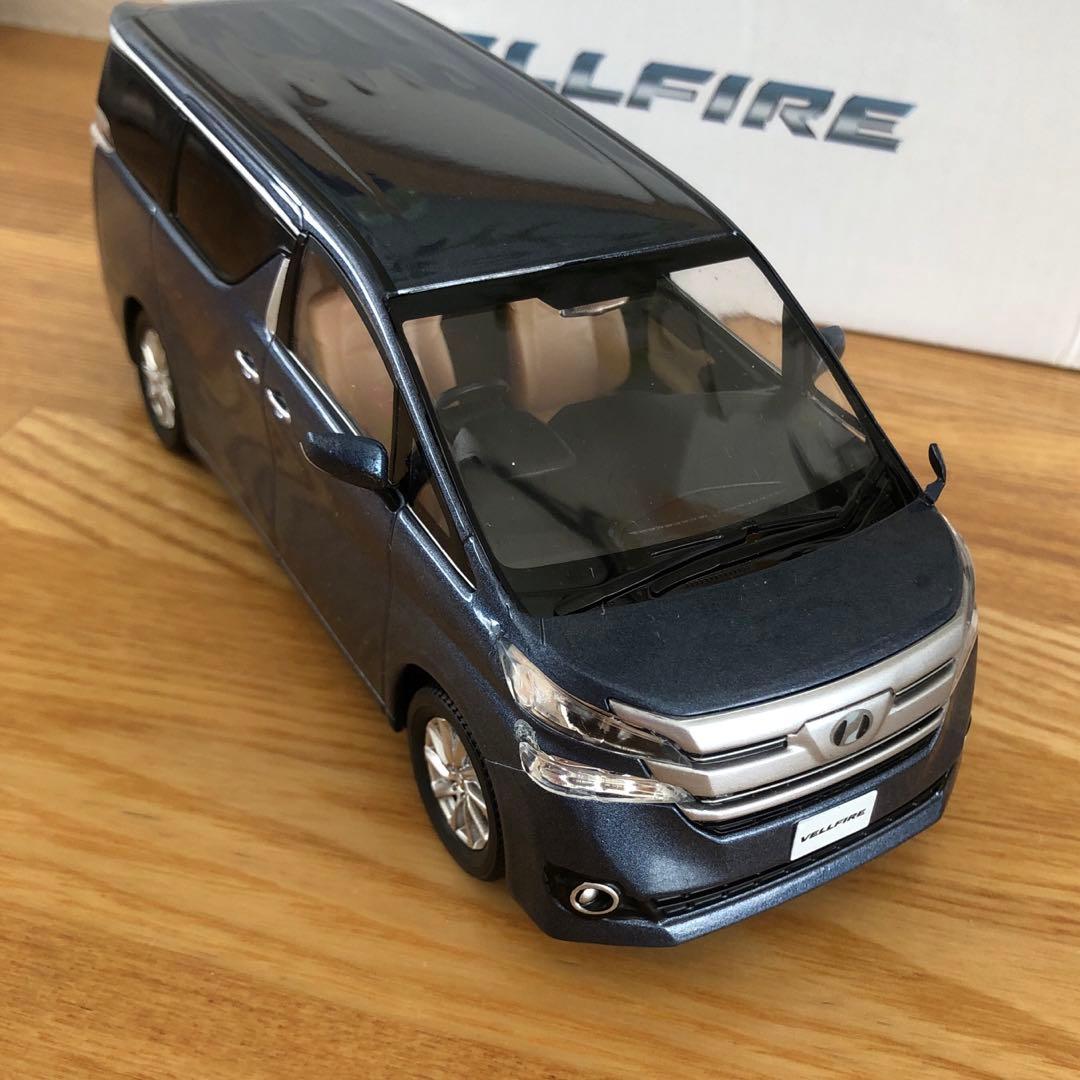 VEL LF IREミニカー
