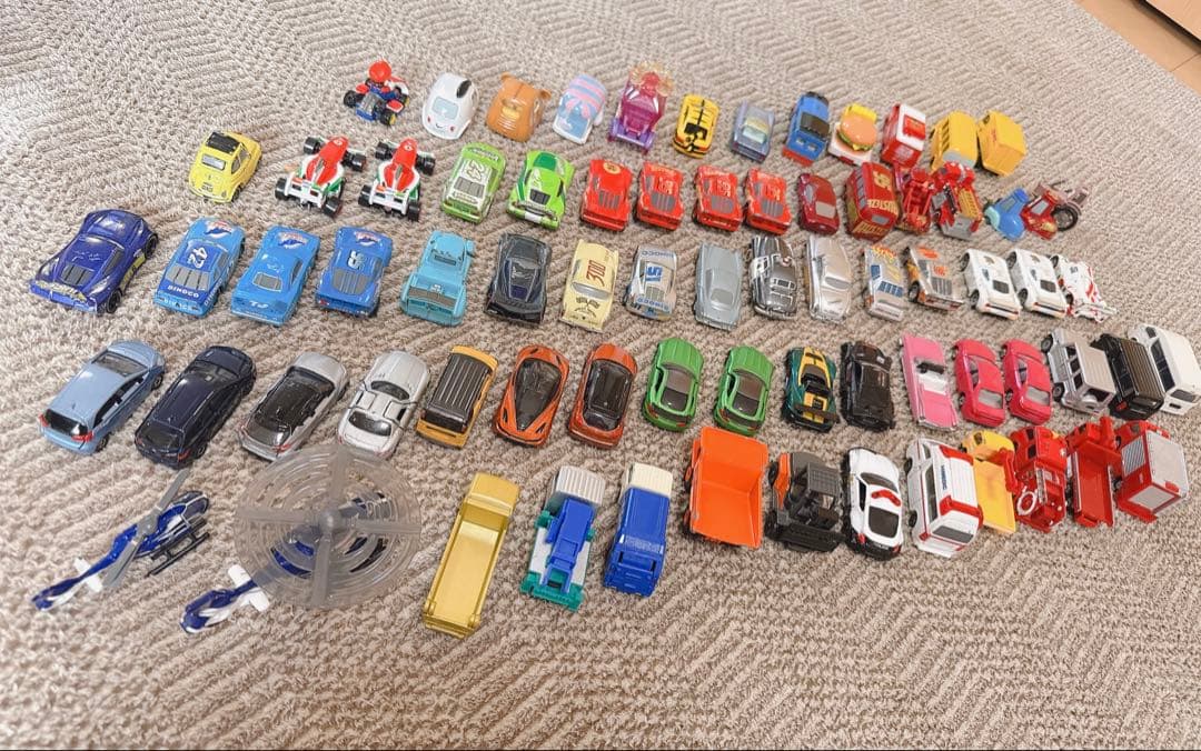 正規品 トミカ 74台まとめ売り