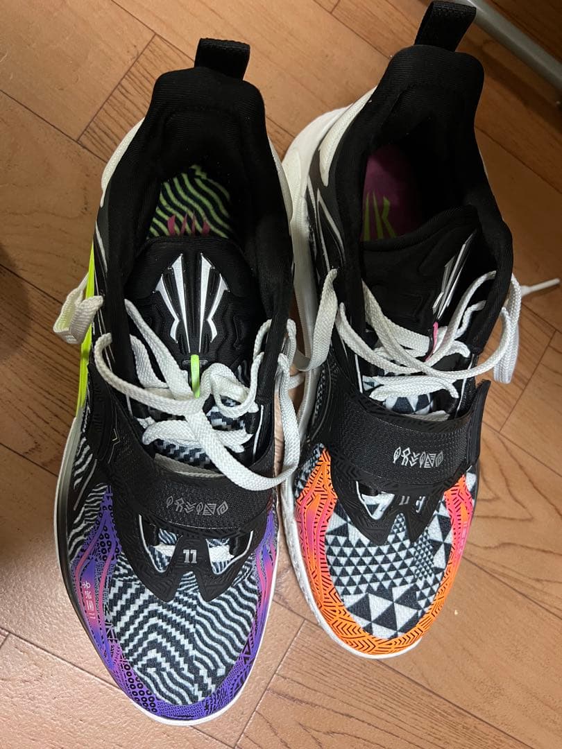 シューズ(男性用) Kyrie Irving 1 anta