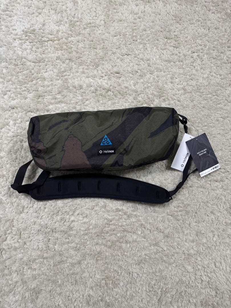 激レア 非売品 新品 nike ACG✖️Helinox 迷彩 折りたたみベンチ