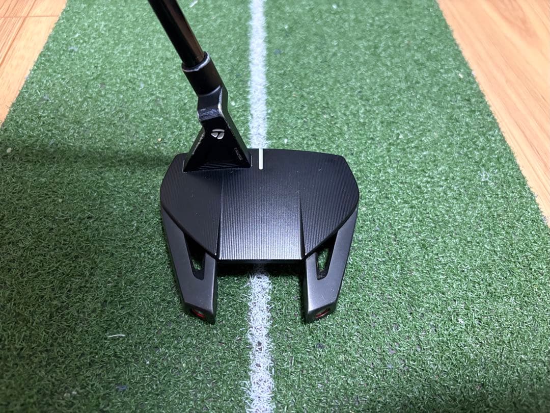 TaylorMade スパイダーＧＴブラックＴＭ１　３３インチ