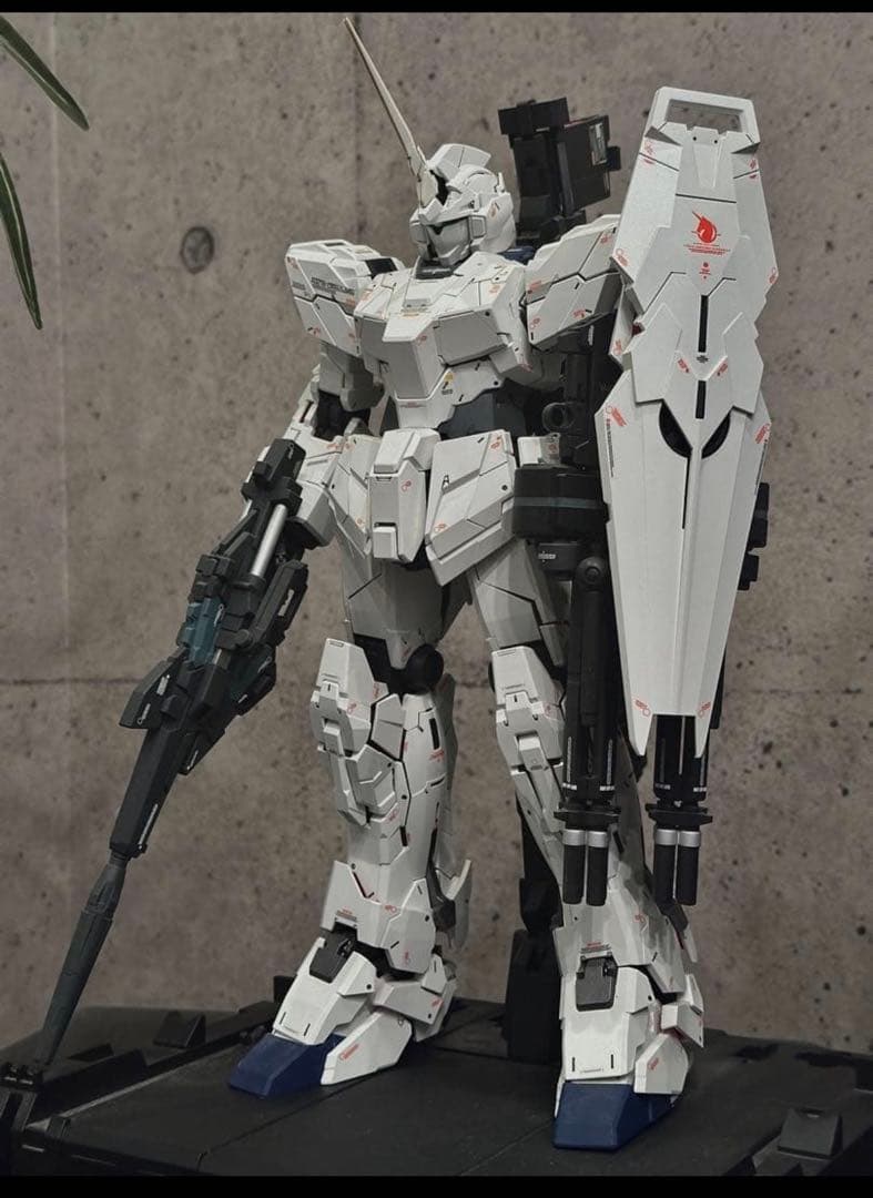 ペルフェクティビリティ KOSMOS LED & RX-0 ユニコーン2体セット