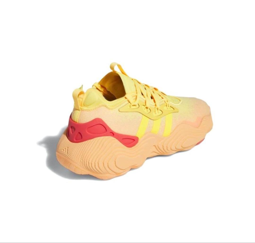 新品アディダスadidas バッシュTrae Young 3 スニーカー27.0