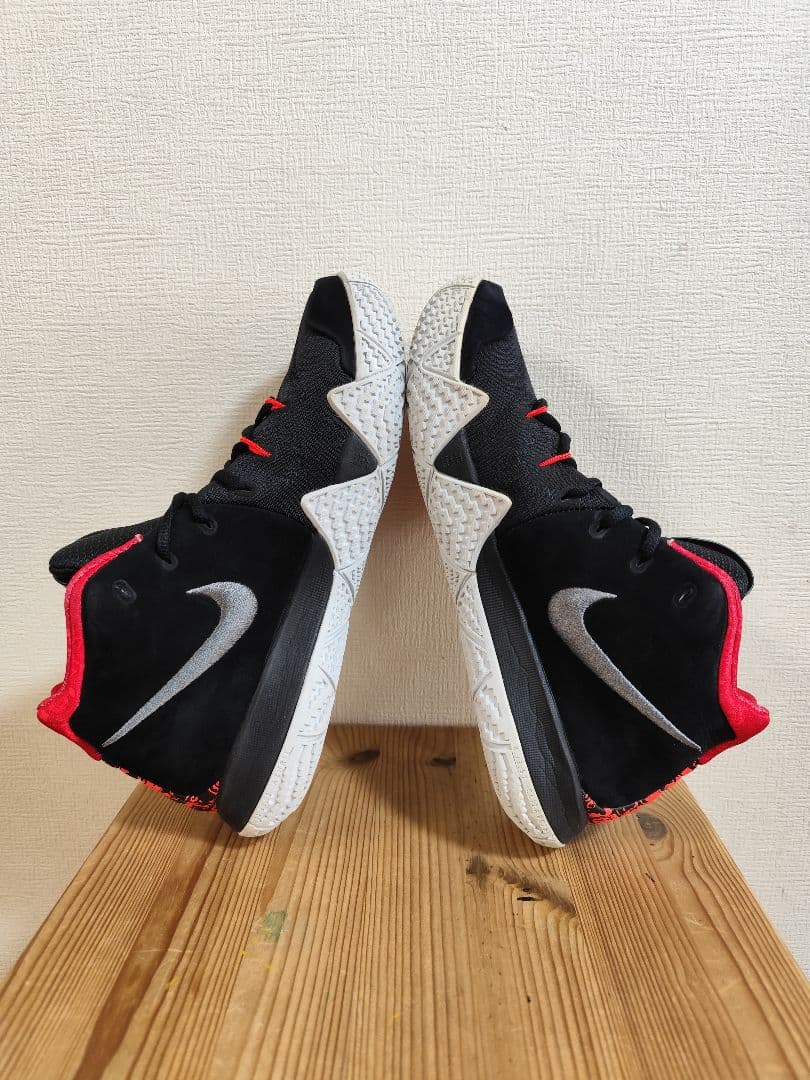 Nike Kyrie 4 ナイキ カイリー 4　27.5cm　カイリーアービング