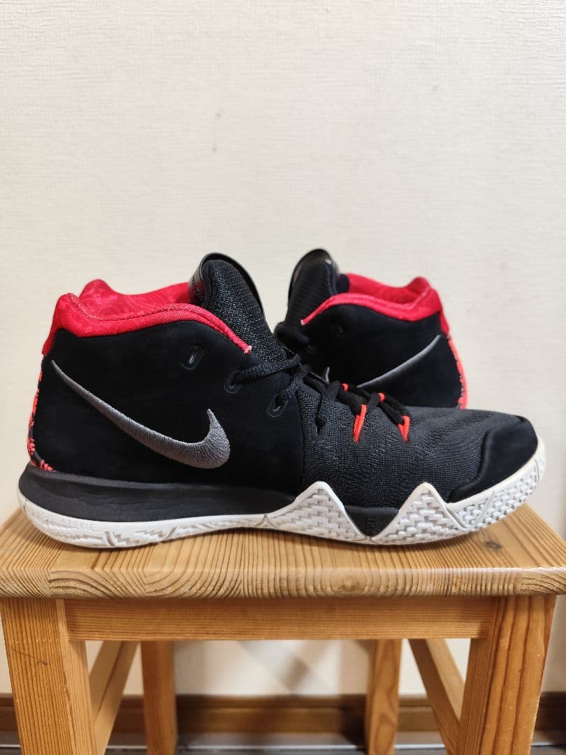 Nike Kyrie 4 ナイキ カイリー 4　27.5cm　カイリーアービング