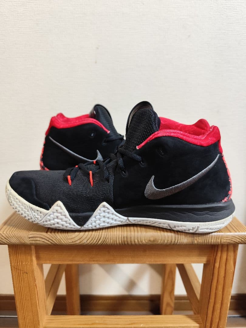 Nike Kyrie 4 ナイキ カイリー 4　27.5cm　カイリーアービング